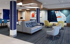 Holiday Inn Express & Suites Phoenix - Midtown, An Ihg Hotel